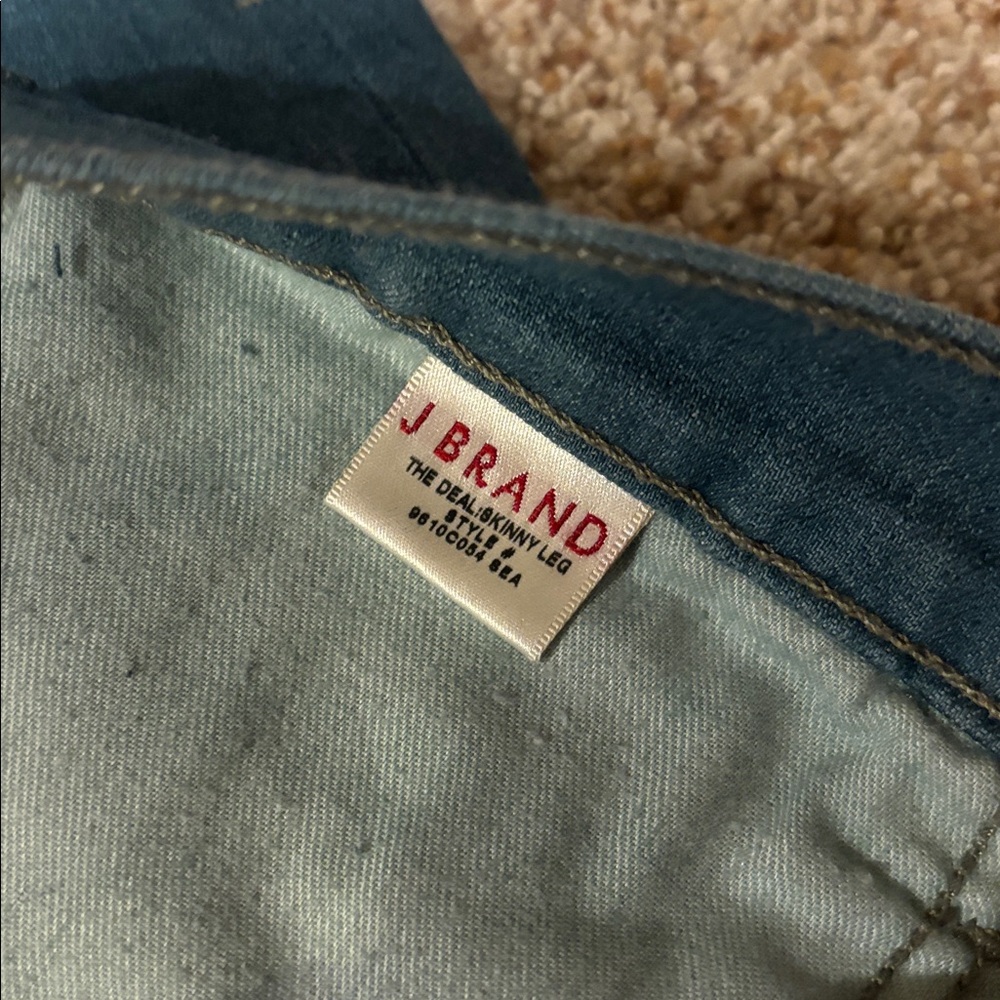 J brand “The Deal” skinny jeans w/ zippers on bottoms 29 EUC - Picture 8 of 10